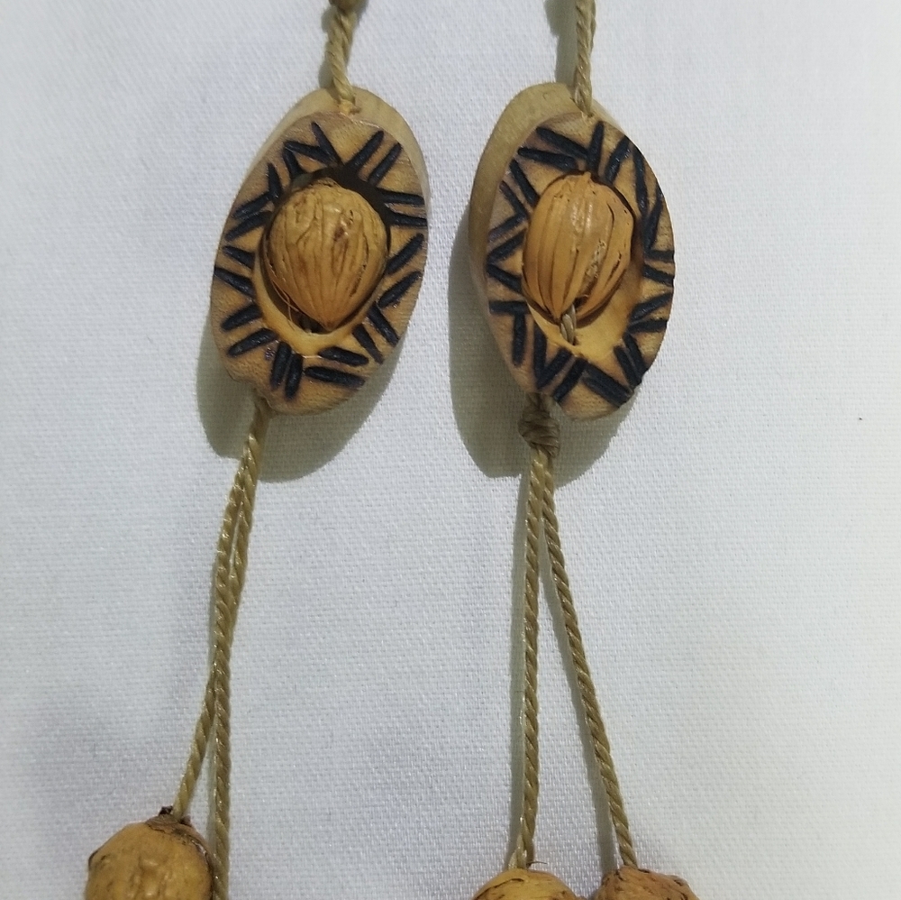Long earings